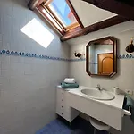 Attic Lagoon View Daire