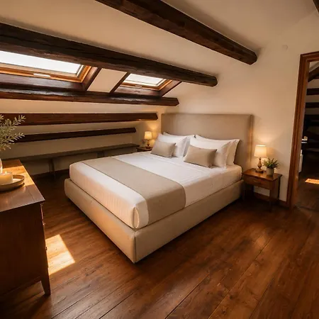 Attic Lagoon View 威尼斯丽都